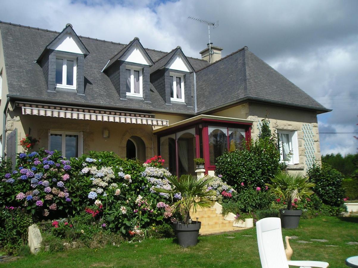 Les Hortensias Saint-Pierre-de-Plesguen Экстерьер фото